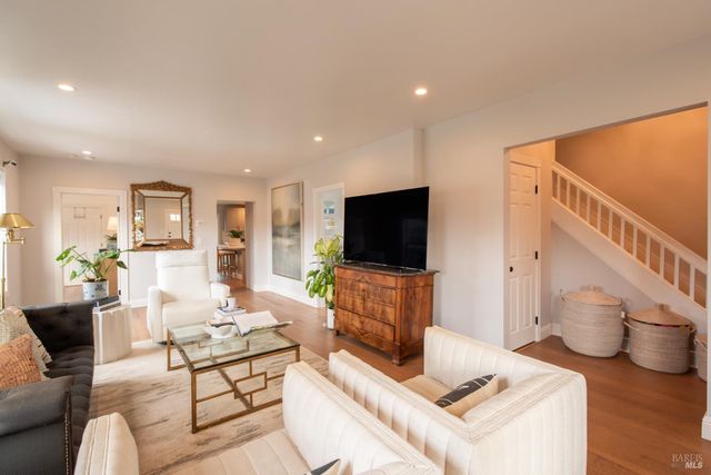 1930 Stockton St, Napa, CA 94559