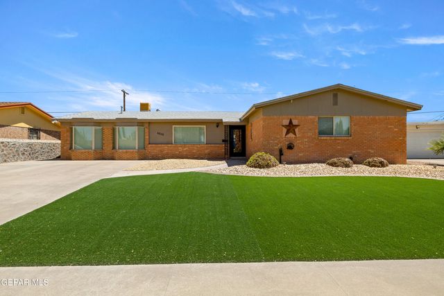 8213 MINEOLA Drive, El Paso, TX 79925