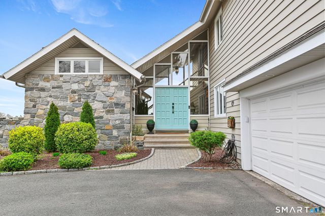 580 Housatonic Avenue, Stratford, CT 06615