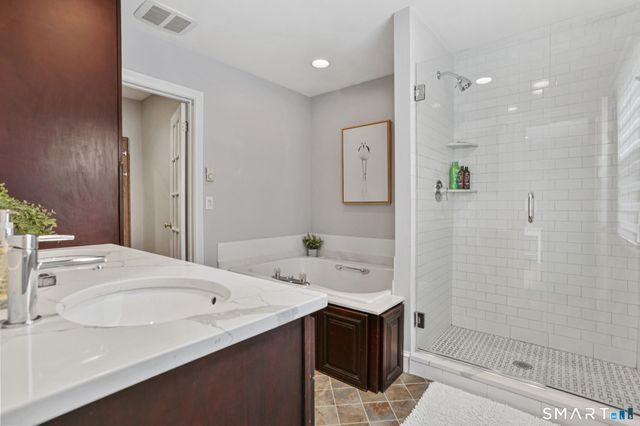 580 Housatonic Avenue, Stratford, CT 06615