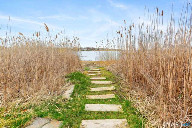 580 Housatonic Avenue, Stratford, CT 06615