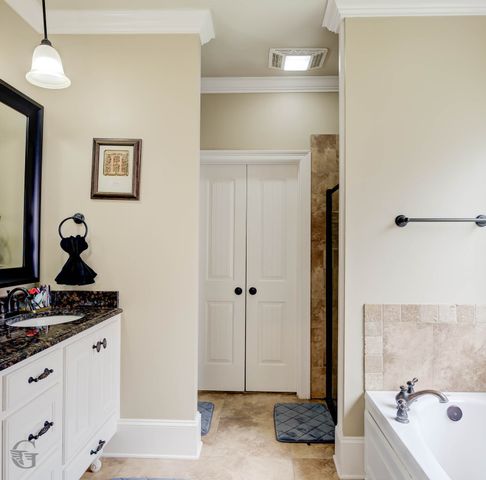 334 Wood Springs, Haughton, LA 71037