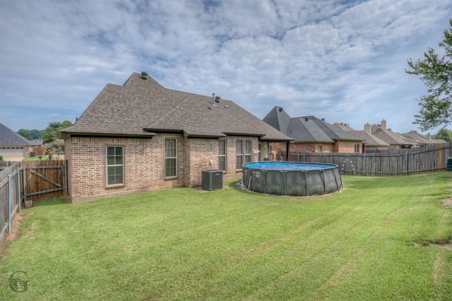 334 Wood Springs, Haughton, LA 71037