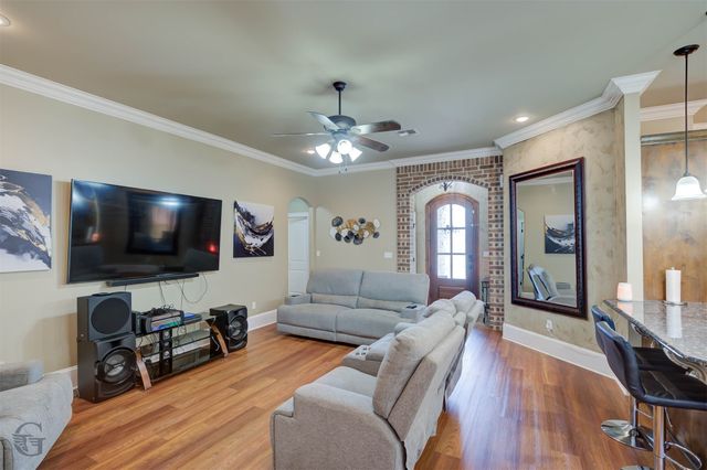 334 Wood Springs, Haughton, LA 71037