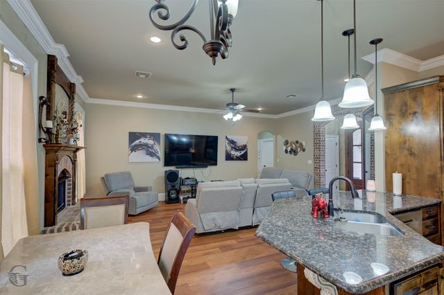 334 Wood Springs, Haughton, LA 71037