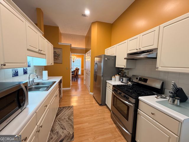 1585 Glen Rose Court, Lawrenceville, GA 30043