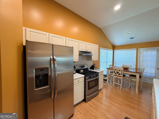 1585 Glen Rose Court, Lawrenceville, GA 30043