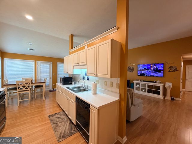 1585 Glen Rose Court, Lawrenceville, GA 30043