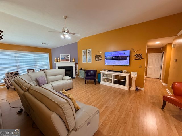 1585 Glen Rose Court, Lawrenceville, GA 30043