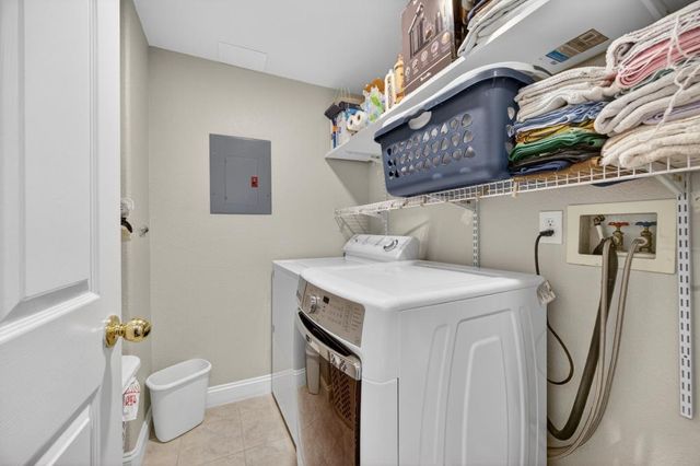 8765 Cooperston Way, Elk Grove, CA 95624