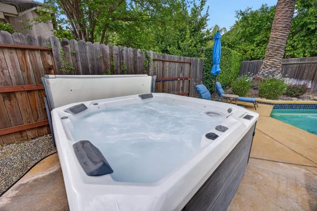 8765 Cooperston Way, Elk Grove, CA 95624