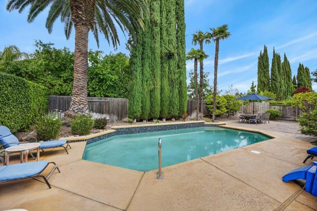 8765 Cooperston Way, Elk Grove, CA 95624