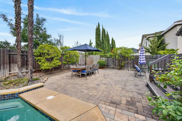 8765 Cooperston Way, Elk Grove, CA 95624