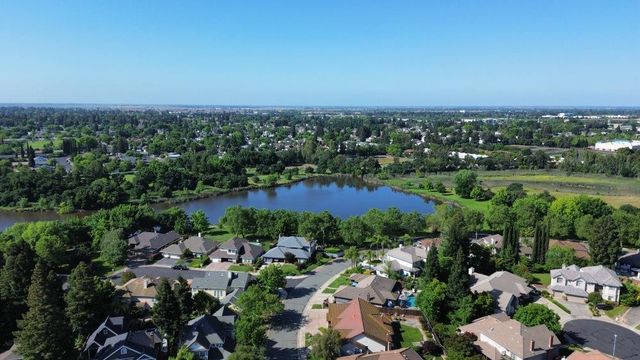 8765 Cooperston Way, Elk Grove, CA 95624