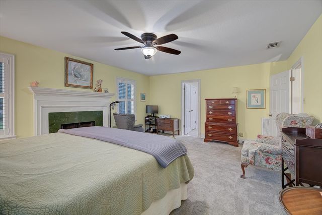 103 Strawberry Drive, Lake Jackson, TX 77566