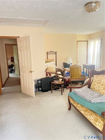 3611 Locust Ct, Quinton, VA 23141