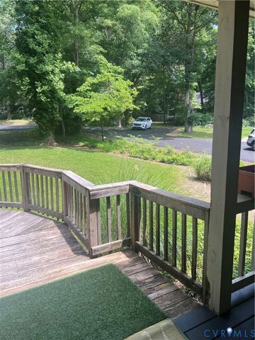 3611 Locust Ct, Quinton, VA 23141