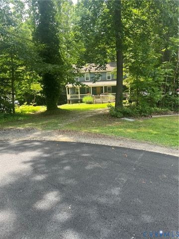 3611 Locust Ct, Quinton, VA 23141