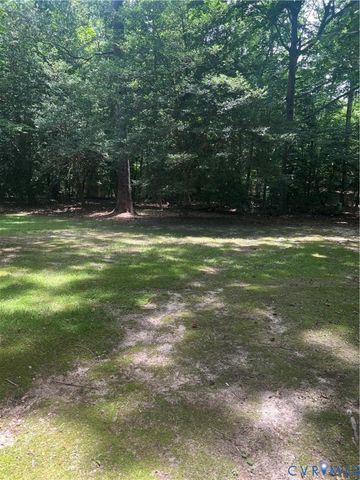 3611 Locust Ct, Quinton, VA 23141