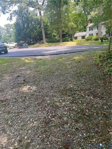 3611 Locust Ct, Quinton, VA 23141