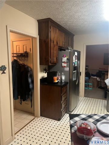 3611 Locust Ct, Quinton, VA 23141