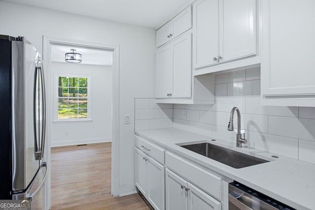 1180 Kay Terrace SE, Conyers, GA 30013