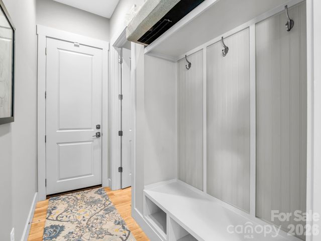 122 Cisco Road, Asheville, NC 28805
