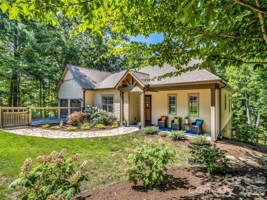 122 Cisco Road, Asheville, NC 28805