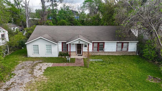 702 Janisch Road, Houston, TX 77018
