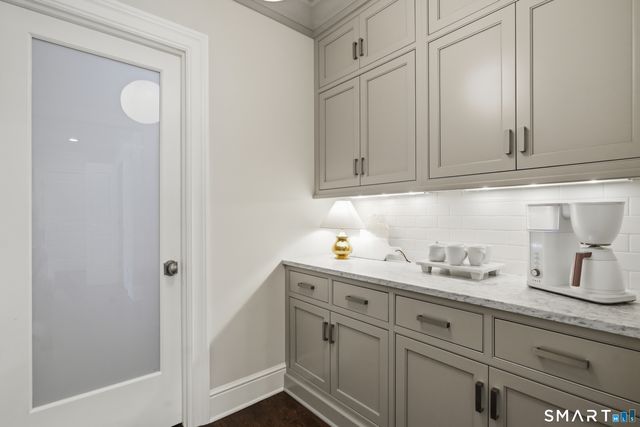 15 May Drive, Norwalk, CT 06850