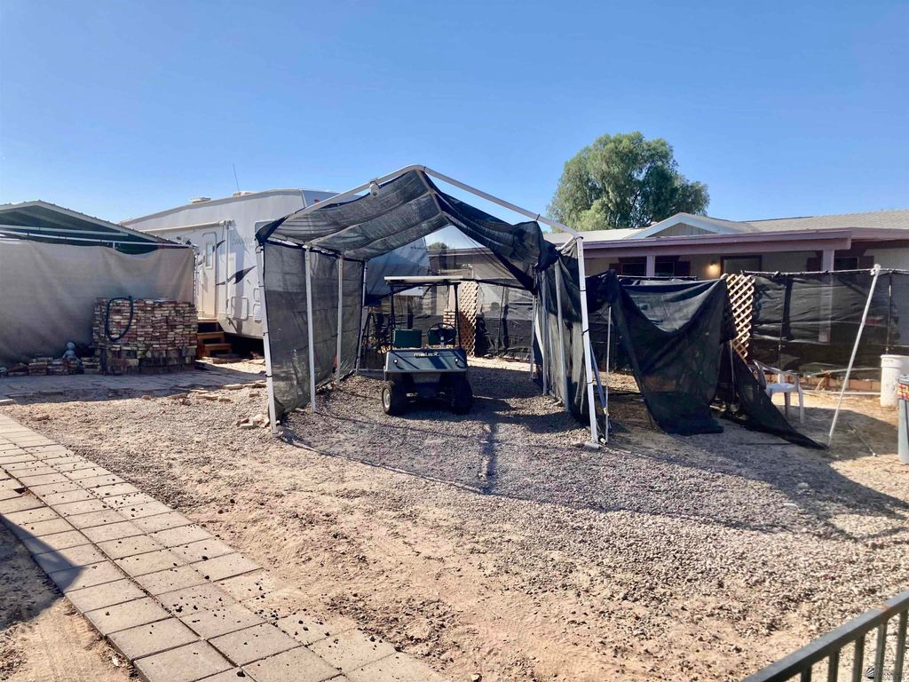 10517 Camino Del Sol, Wellton, AZ 85356