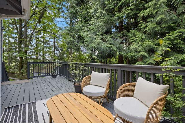 18031 129th Place NE, Bothell, WA 98011