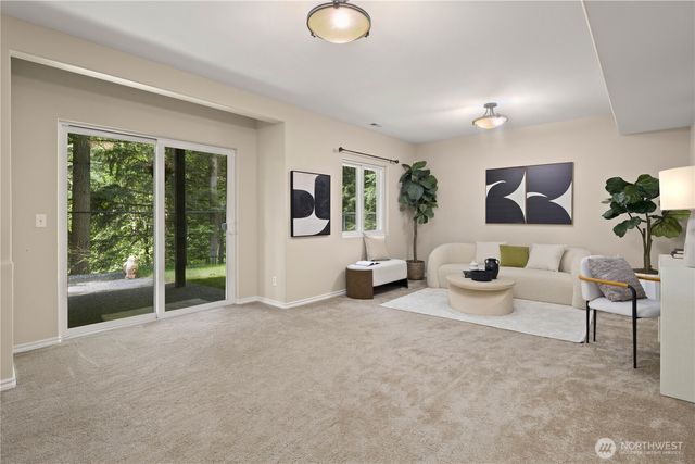 18031 129th Place NE, Bothell, WA 98011