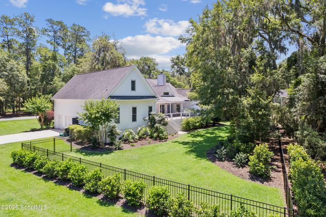 209 W Point Drive, St. Simons Island, GA 31522