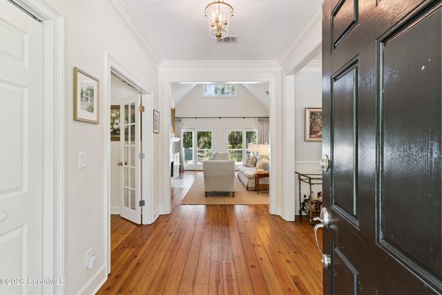 209 W Point Drive, St. Simons Island, GA 31522