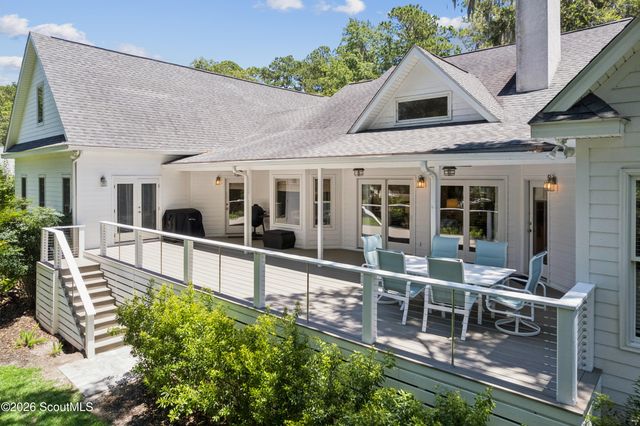 209 W Point Drive, St. Simons Island, GA 31522