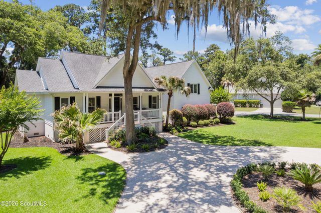 209 W Point Drive, St. Simons Island, GA 31522