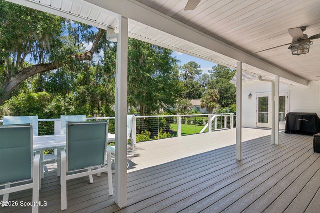 209 W Point Drive, St. Simons Island, GA 31522