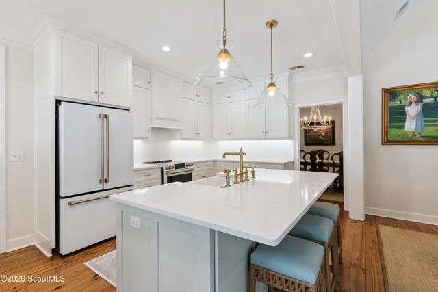 209 W Point Drive, St. Simons Island, GA 31522