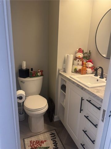 1207 N Mercer St, New Castle, PA 16105