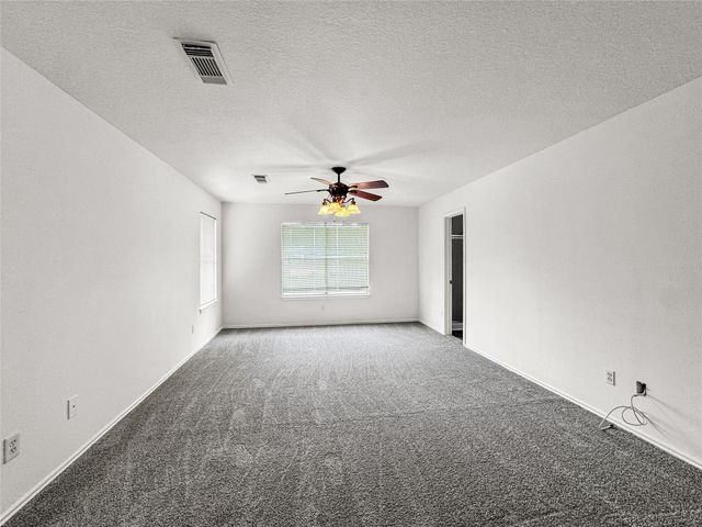 220 Almond Drive, Lake Jackson, TX 77566