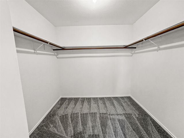 220 Almond Drive, Lake Jackson, TX 77566