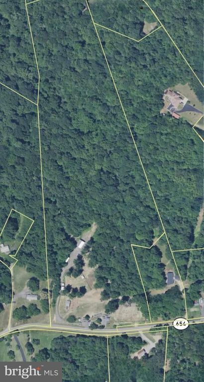 2137 BELVEDERE DR, King George, VA 22485