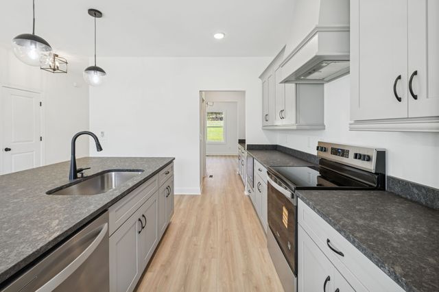 6029 Hurricane Creek Rd, Woodbury, TN 37190