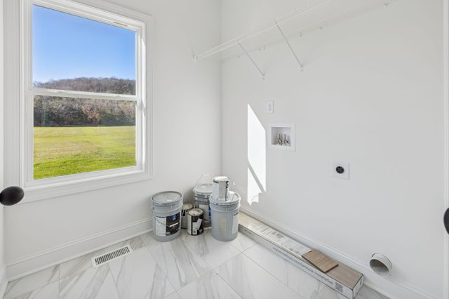 6029 Hurricane Creek Rd, Woodbury, TN 37190