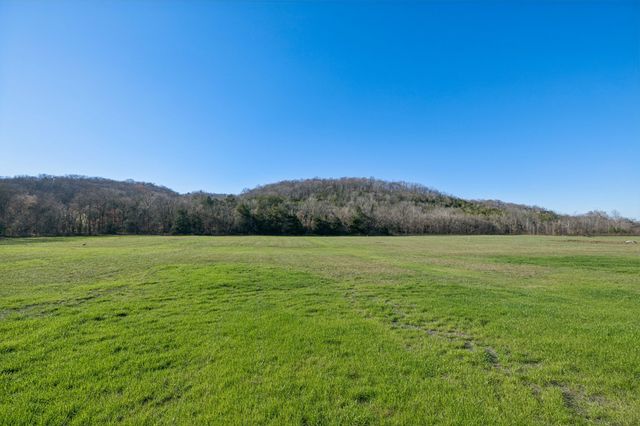 6029 Hurricane Creek Rd, Woodbury, TN 37190