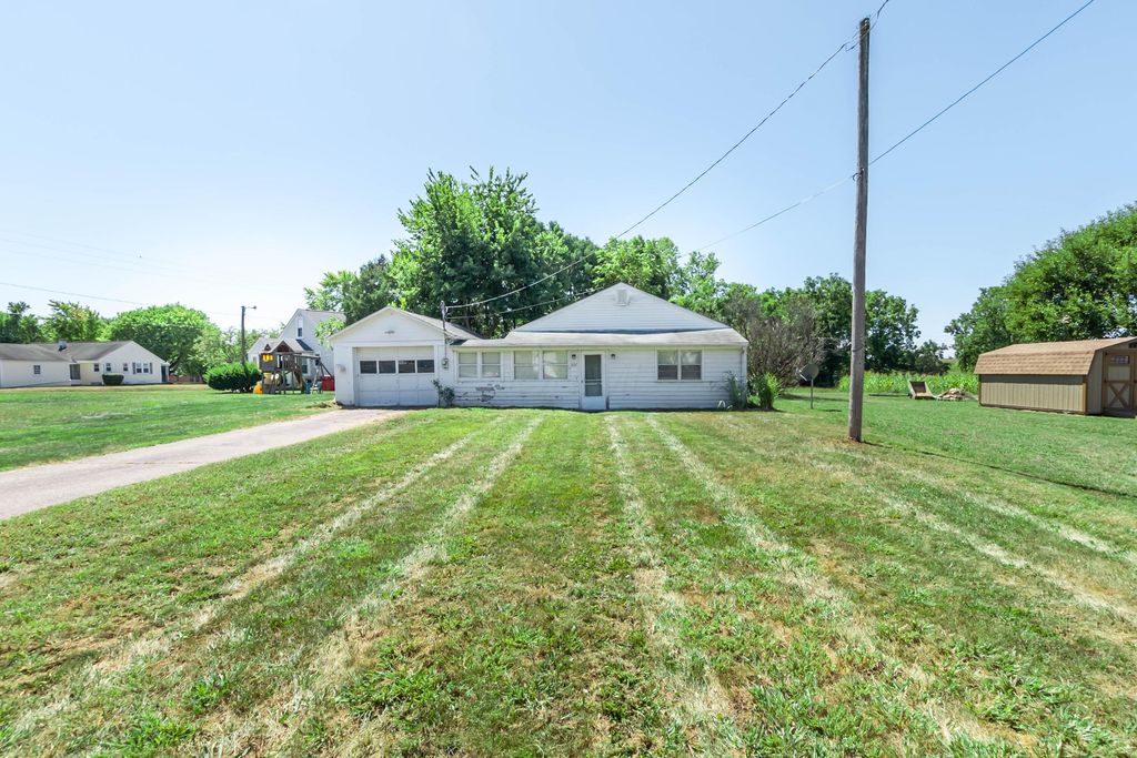 227 N Oak Street, London, OH 43140