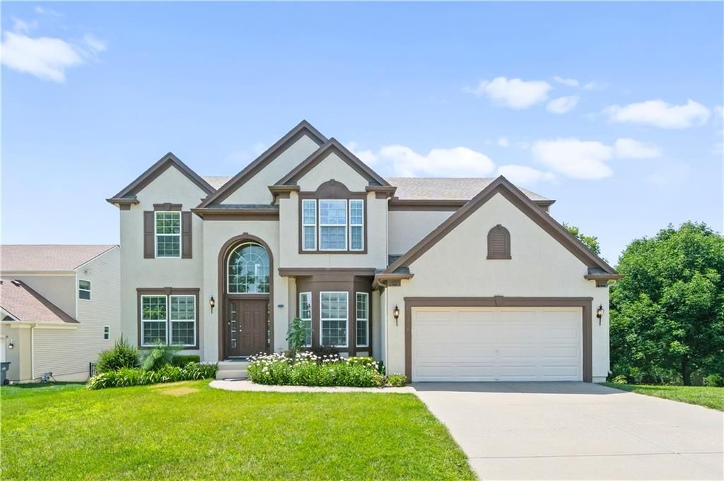 11420 S Freedom Street, Olathe, KS 66061