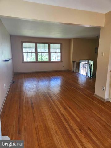 643 HICKSTOWN RD, Sicklerville, NJ 08081