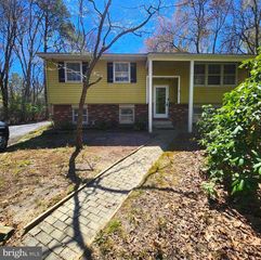 643 HICKSTOWN RD, Sicklerville, NJ 08081